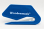 Нож с пластмассовым корпусом-ручкой WONDERMASK